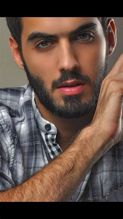 hombres modelos arabes|Descubre la belleza árabe: Fotos de hombres guapos que te .